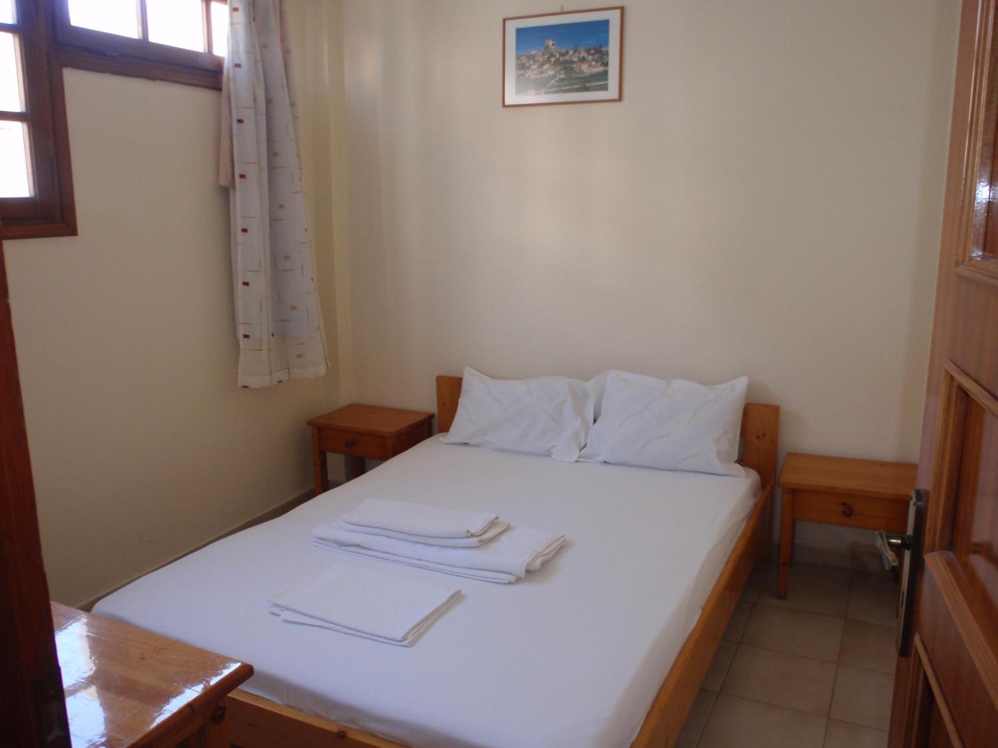Vazakas Rooms Mytilene Exterior photo