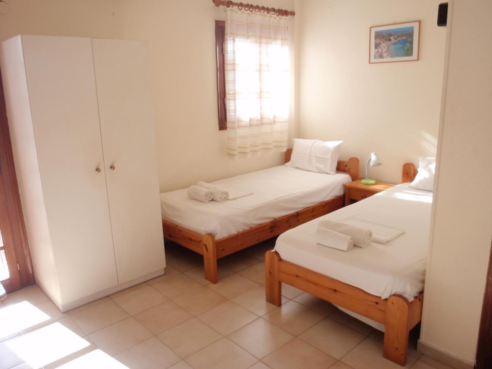 Vazakas Rooms Mytilene Exterior photo