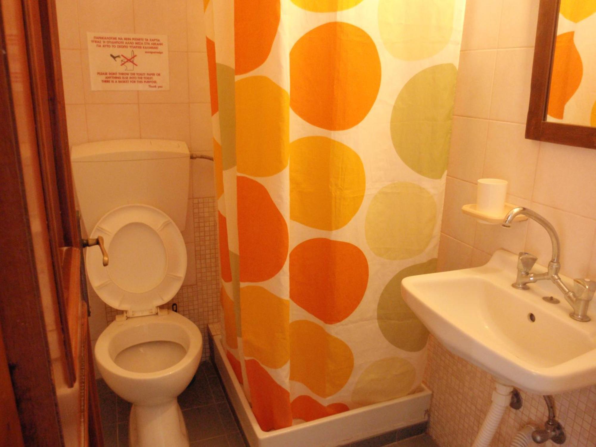 Vazakas Rooms Mytilene Exterior photo