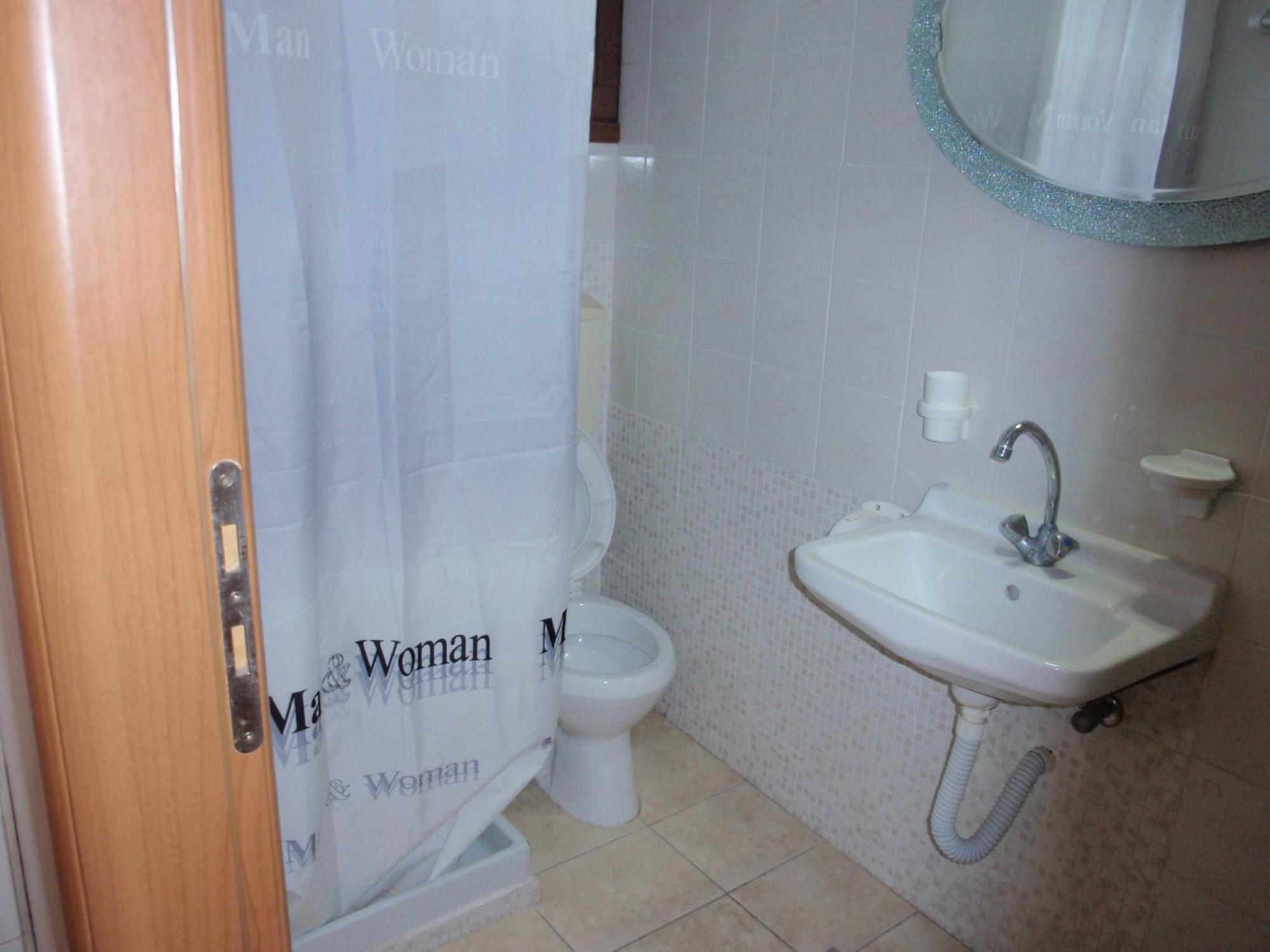 Vazakas Rooms Mytilene Exterior photo